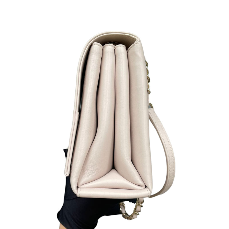 Seasonal SS19 Flap Bag Calfskin Beige GHW