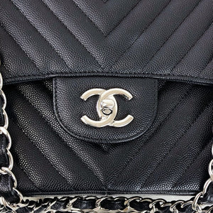 Jumbo Classic Flap Caviar Black Chevron SHW