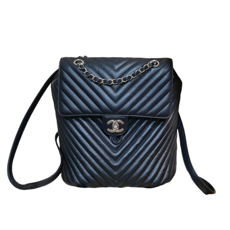 Medium Urban Spirit Backpack Chevron Lambskin Black SHW