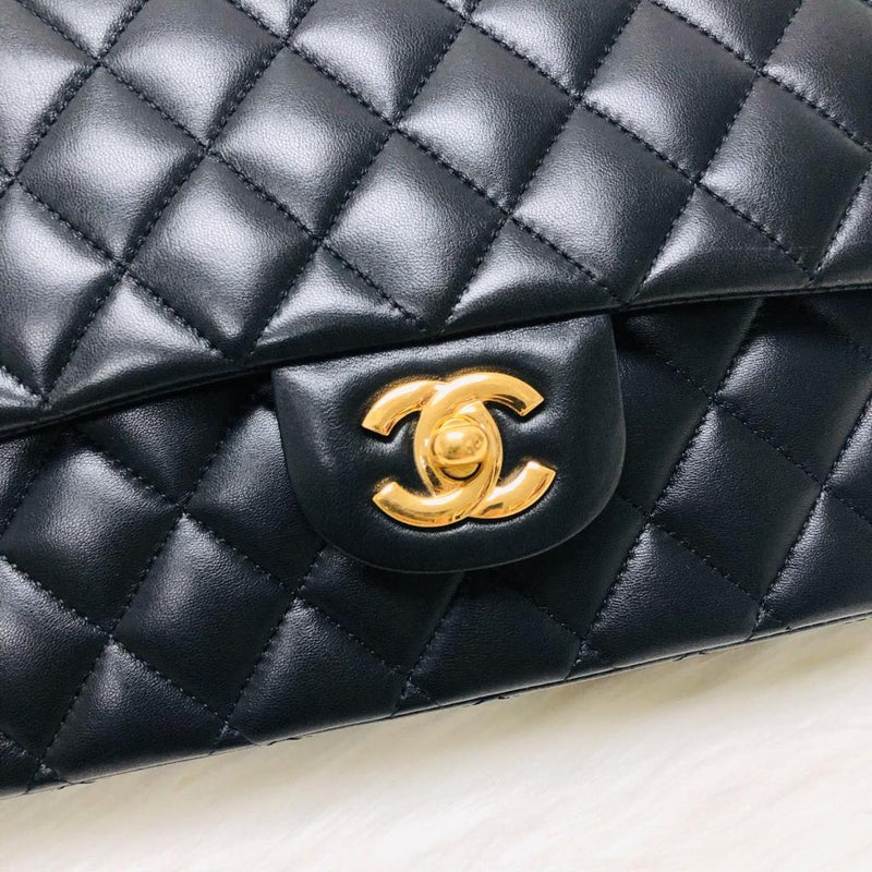 Classic Double Flap M/L Lambskin with GHW