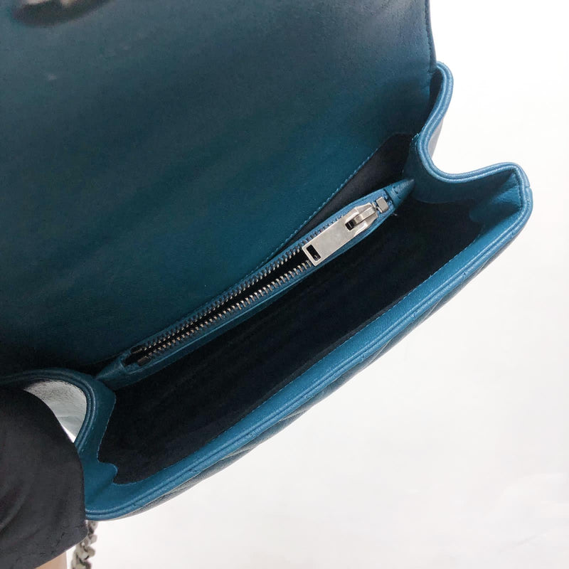 Medium Chevron College Leather Bag Blue