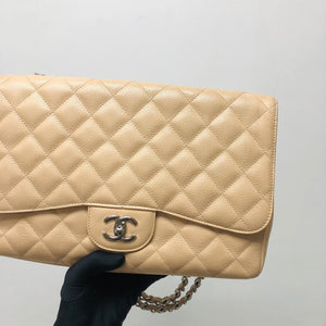 Single Flap Jumbo in Beige Caviar with SHW