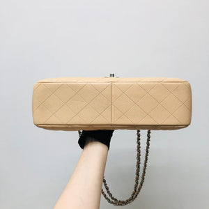 Single Flap Jumbo in Beige Caviar with SHW