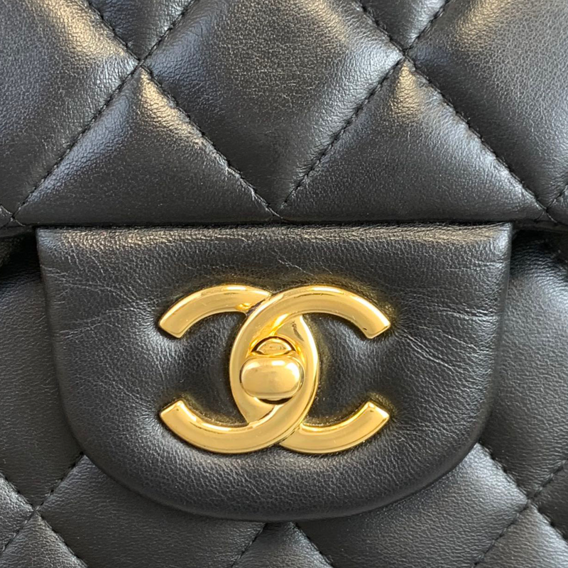 Classic Double Flap Jumbo Lambskin Black GHW