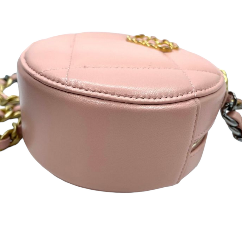 CHANEL Caviar Quilted Crystal CC Round Clutch With Chain Pink