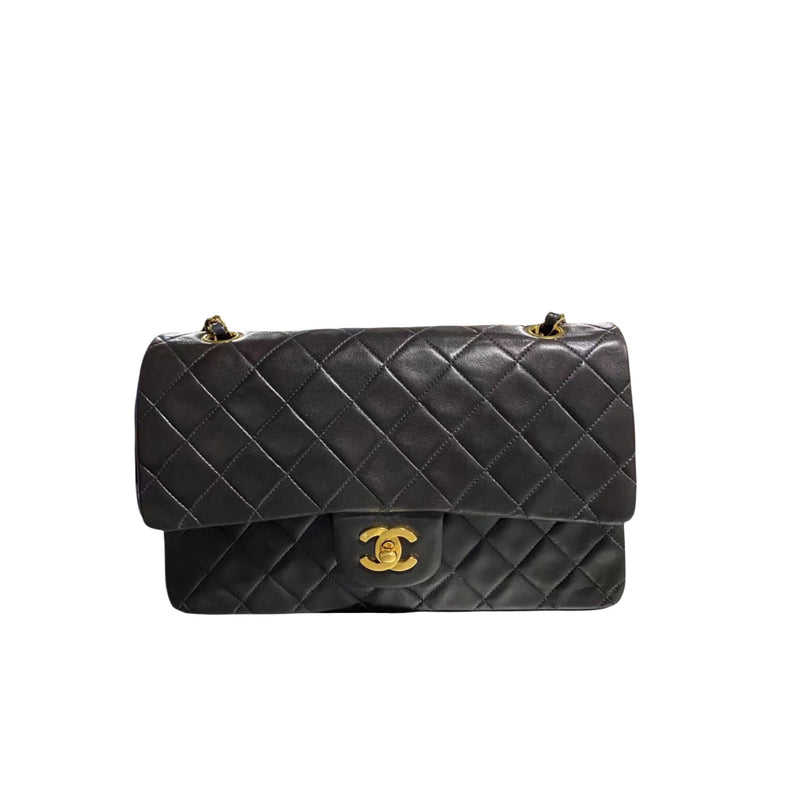 Vintage Classic Flap Medium Lambskin Black GHW