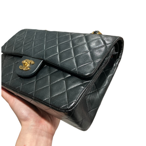 Vintage Classic Flap Medium Lambskin Black GHW