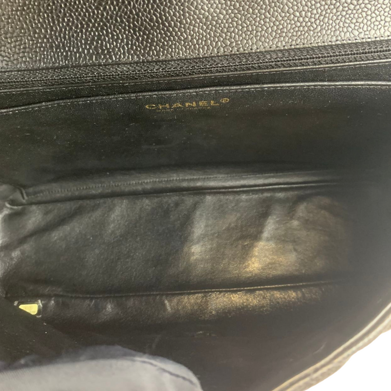 Single Flap Maxi Caviar Black GHW