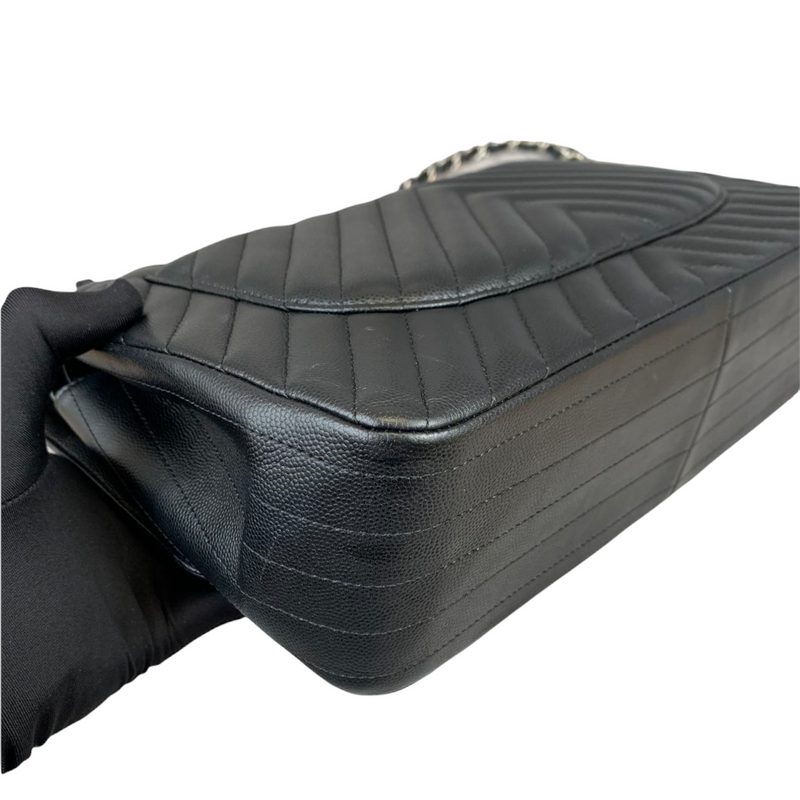 Classic Flap Jumbo Caviar Black Chevron SHW