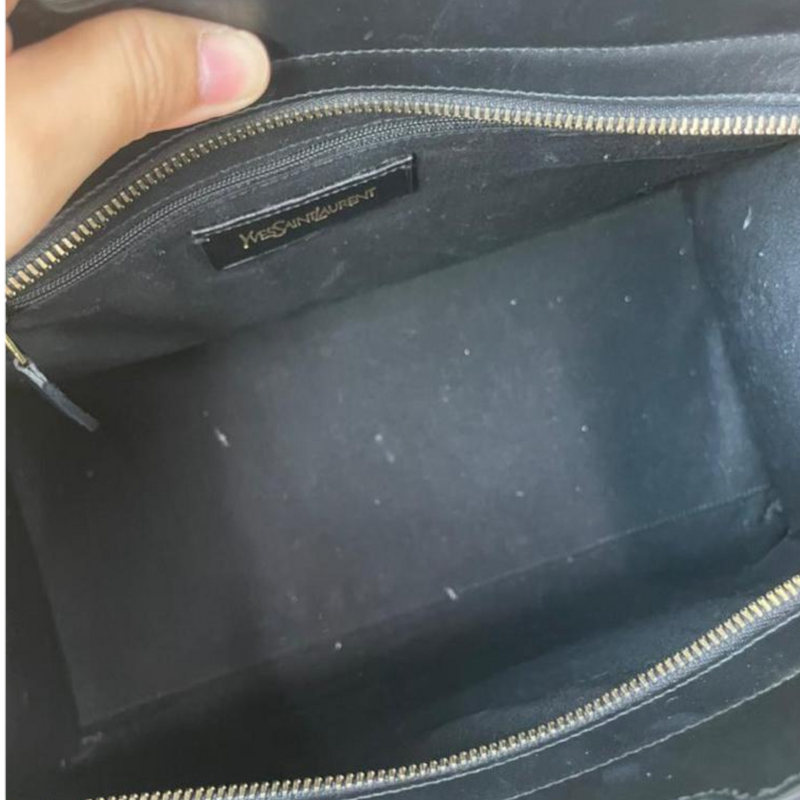 Textured Calfskin Medium Classic Y Black GHW