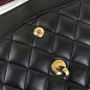 Classic Flap Black Medium Lambskin GHW