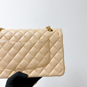 Double Flap Medium Lambskin Beige GHW