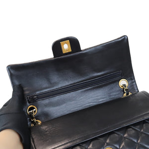 Vintage Classic Medium Double Flap Lambskin Black GHW