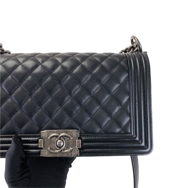 Boy Old Medium Calfskin Black RHW