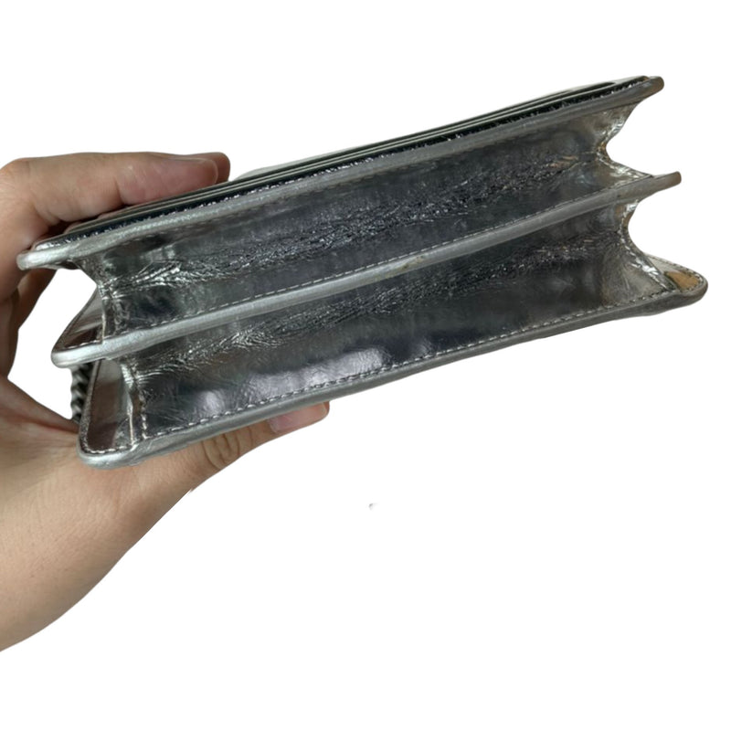 Vertical North South Boy Silver RHW