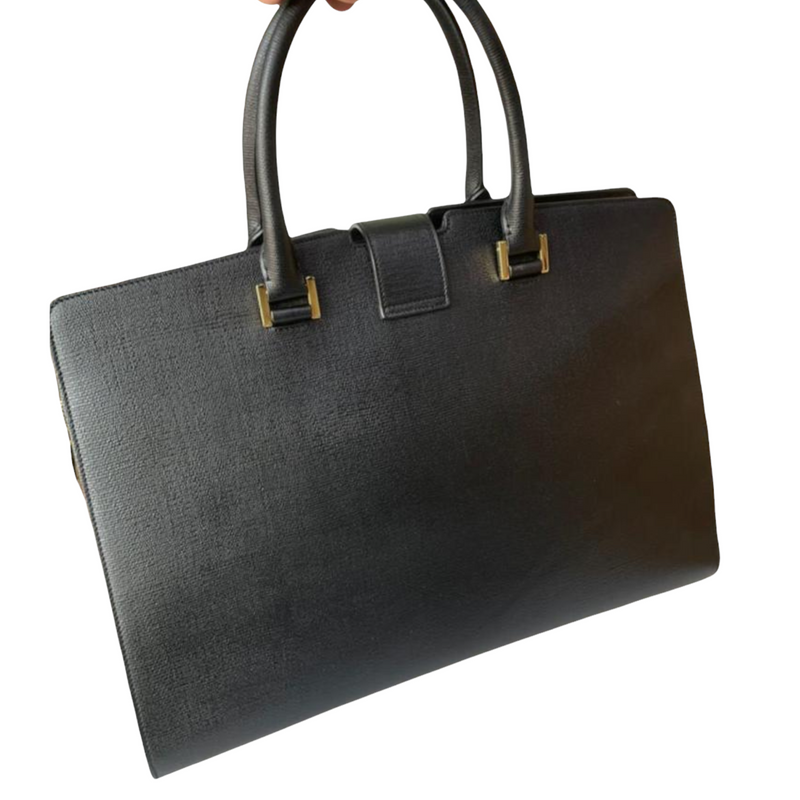 Textured Calfskin Medium Classic Y Black GHW