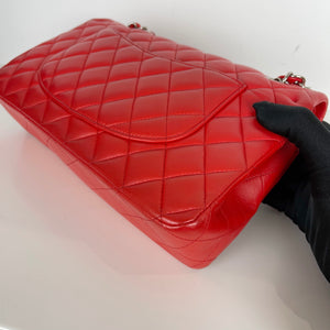 Classic Flap Medium Lambskin Red SHW
