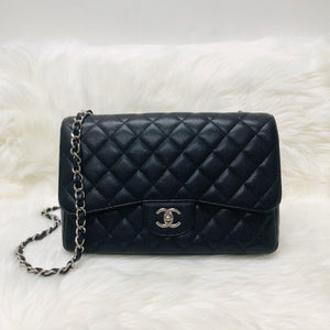 Single Flap Classic Jumbo in Black Caviar with SHW