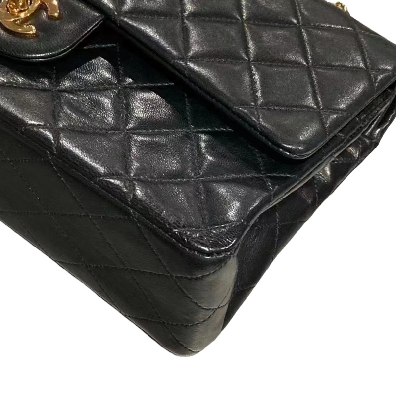 Vintage Classic Flap Medium Lambskin Black GHW