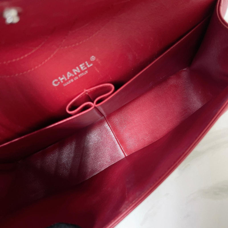 Classic Flap Jumbo Caviar Red Chevron SHW