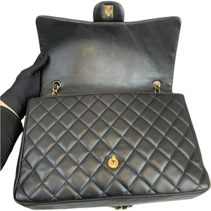 Classic Single Flap Maxi Lambskin Black GHW
