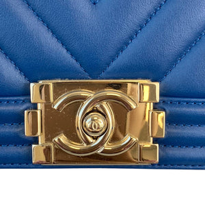 Boy Old Medium Lambskin Blue GHW