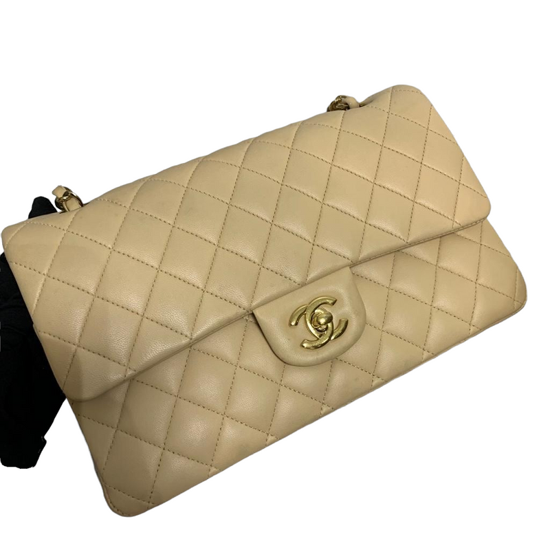 Classic Flap Medium Lambskin Beige GHW