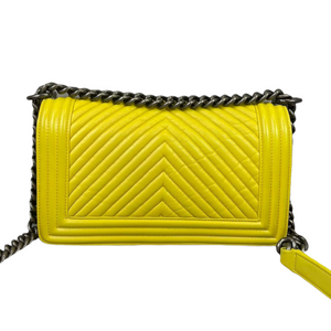 Chevron Boy Old Medium Calfskin Yellow RHW