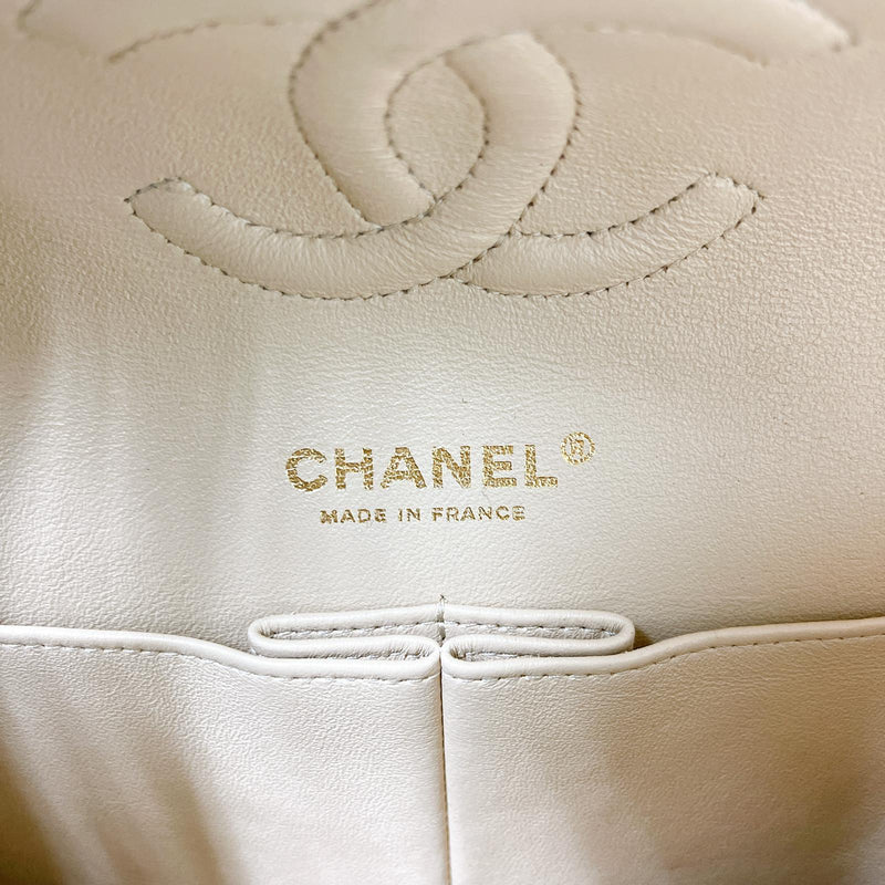 Double Flap Medium Lambskin Beige GHW
