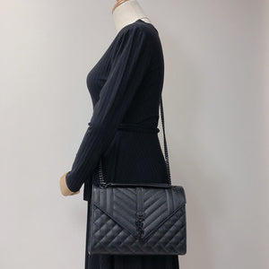Quilted Envelope Medium Grained Leather Black BHW