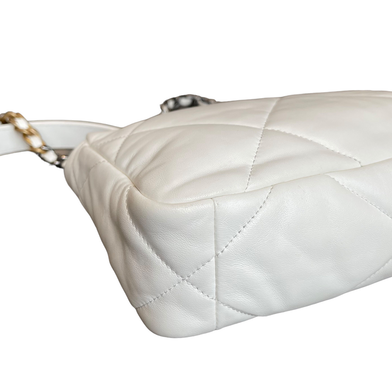 19 Lambskin White Small Mixed Hardware