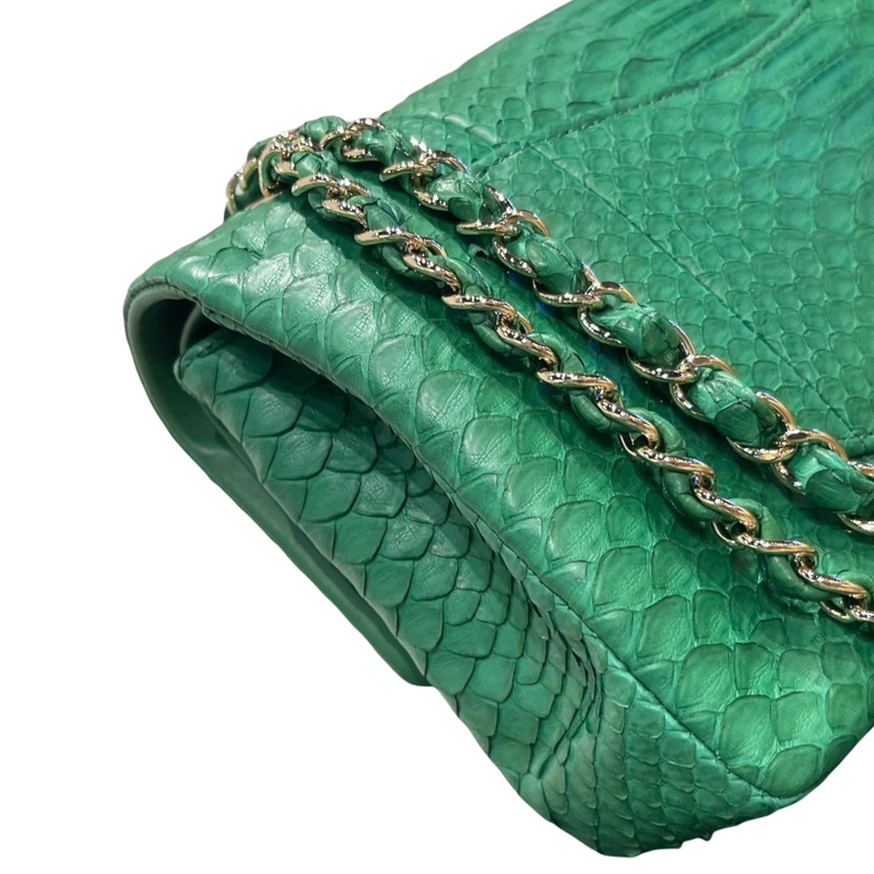 Classic Flap Medium Python Green LGHW