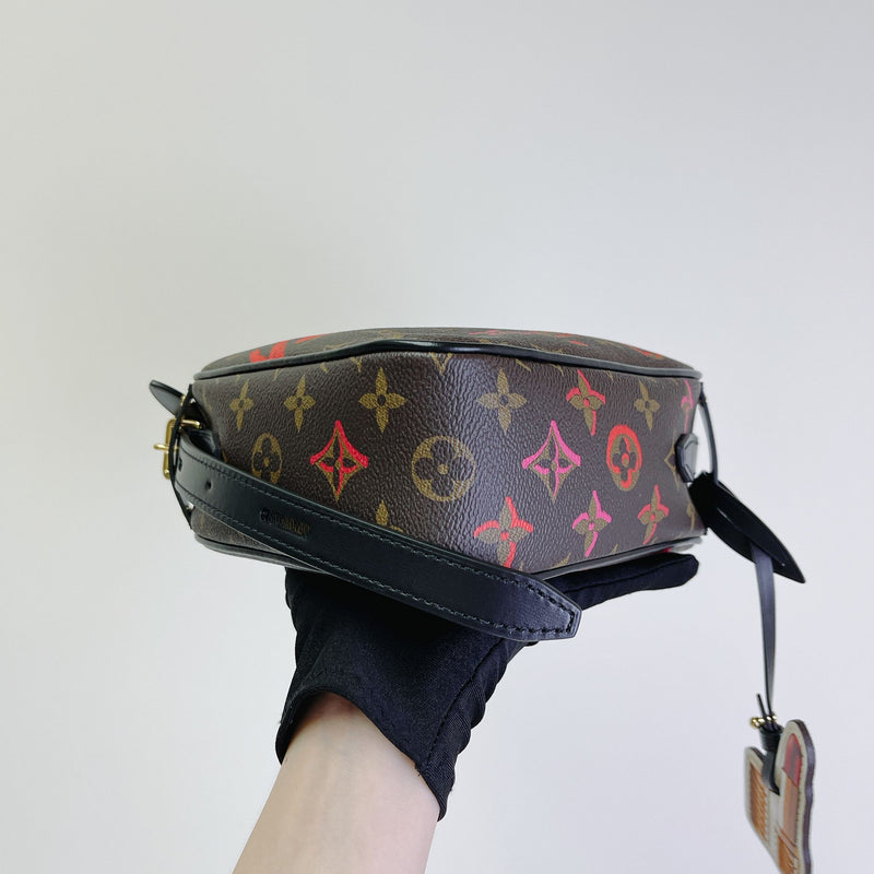 Coeur Game On cloth crossbody bag