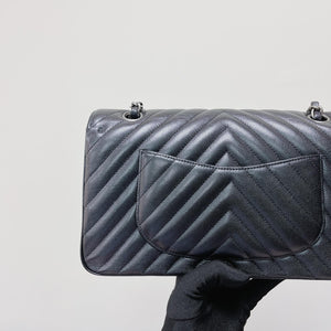 Classic Flap Medium Chevron Caviar Black RHW