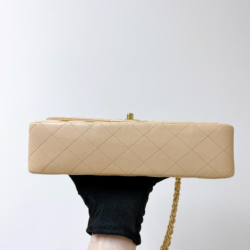 Double Flap Medium Lambskin Beige GHW