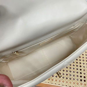 Chanel 19 Large Lambskin Light Beige GHW