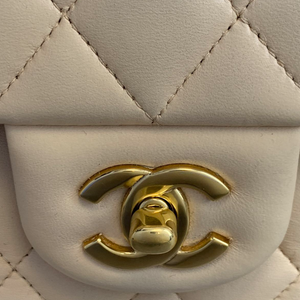 Classic Lambskin Double Flap Medium Beige GHW