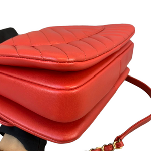 Small Trendy CC Chevron Lambskin Red GHW