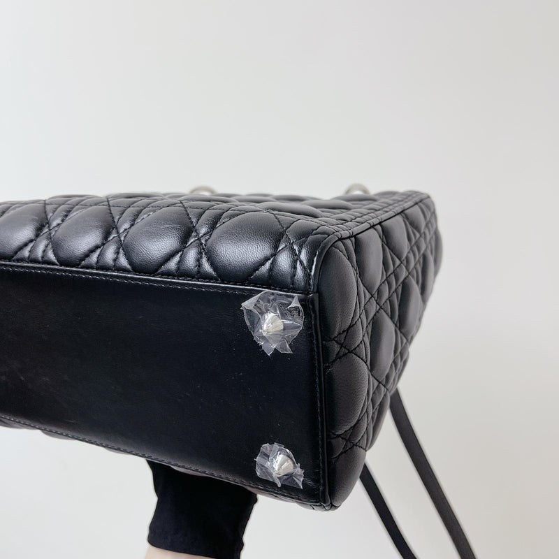 Dior - Medium Lady Dior Bag Black Cannage Lambskin - Women