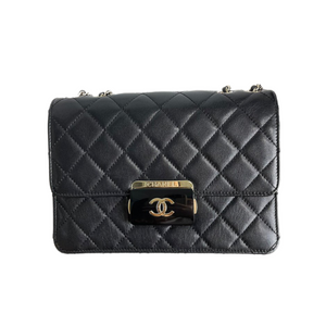 Seasonal Beauty Lock Quilted Lambskin Black LGHW