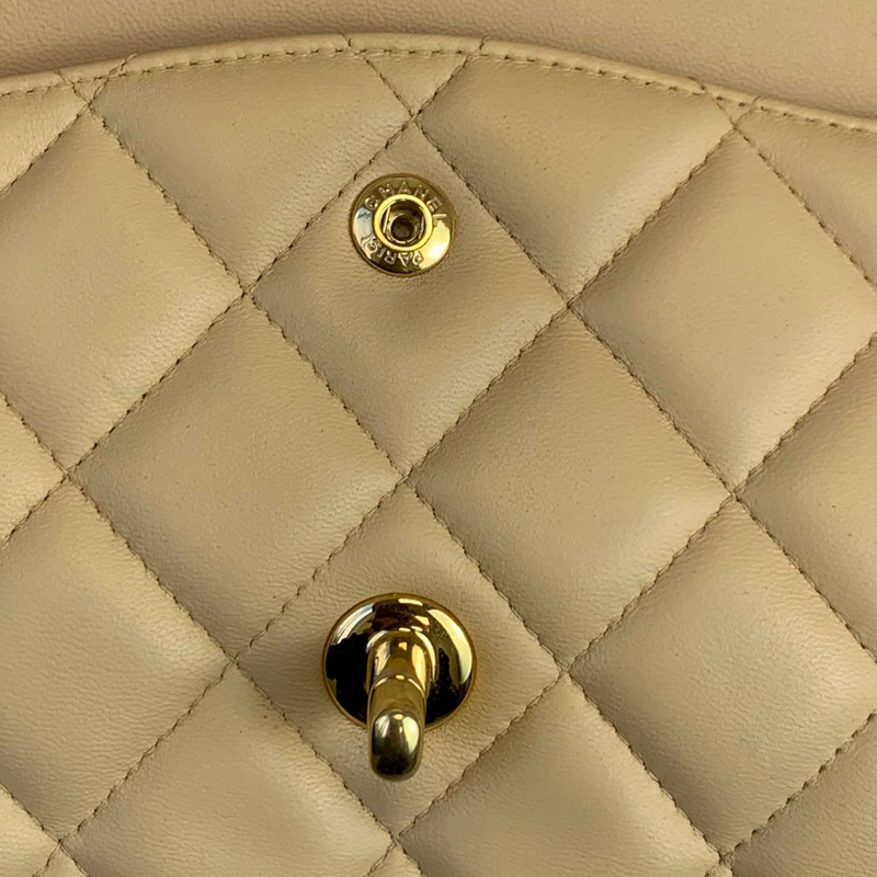 Classic Double Flap Jumbo Lambskin Beige GHW