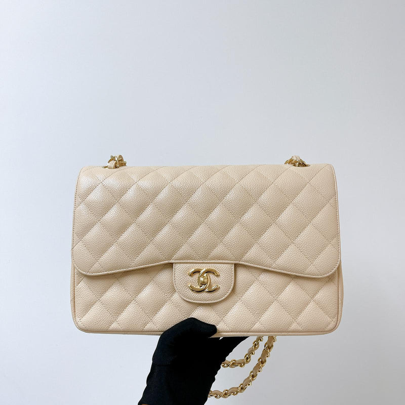 Double Flap Jumbo Caviar Beige GHW