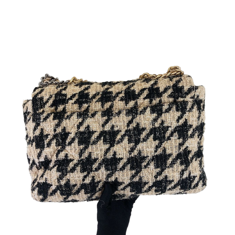 Chanel 19 Maxi, Beige and Black Houndstooth Tweed, Preowned in Box WA001 -  Julia Rose Boston
