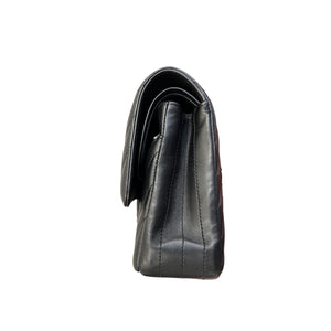 Medium Classic Chevron Calfskin Black GHW