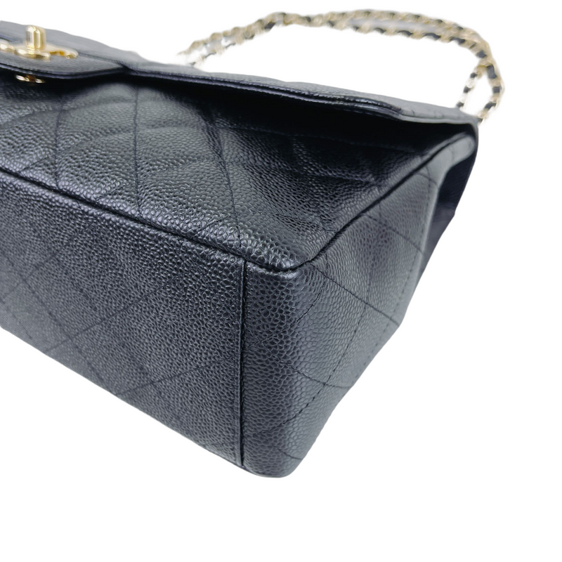 Classic Single Flap Maxi Caviar Black GHW