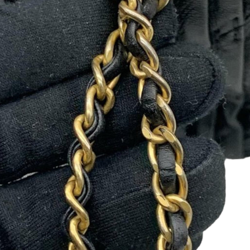 Chanel Vintage Lambskin CC Medallion Triple Chain Belt - Size 30 / 75 –  LuxeDH