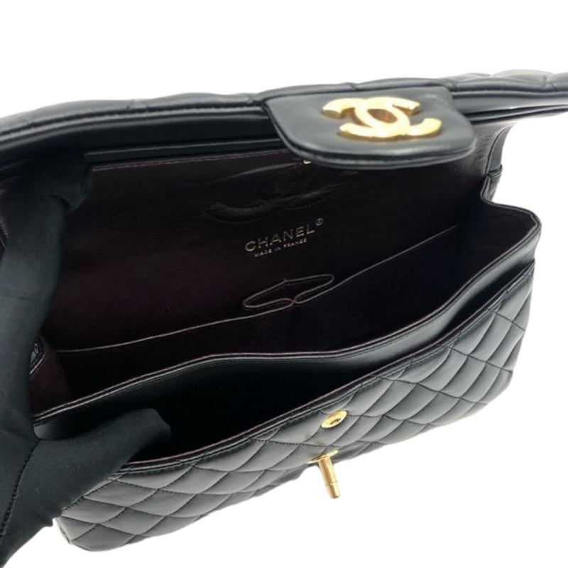 Classic Flap Medium Lambskin Black GHW