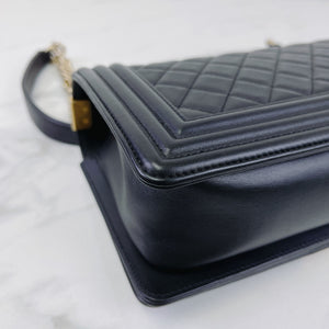 Boy Medium Calfskin Black GHW