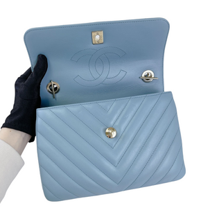 Small Trendy CC Chevron Lambskin Blue GHW