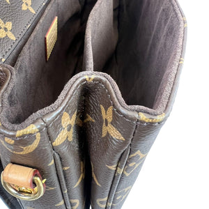 Monogram Classic Pochette Métis GHW